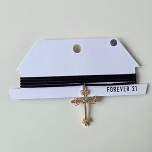 🌺(2for$10) Forever 21 Black Choker Necklace with Gold Cross Pendant